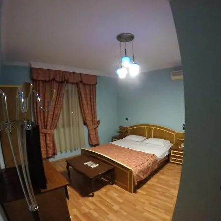 Megklaus Hotel